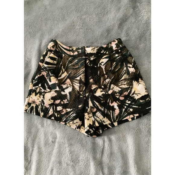 H&M Pants - H&M Shorts WORN ONCE